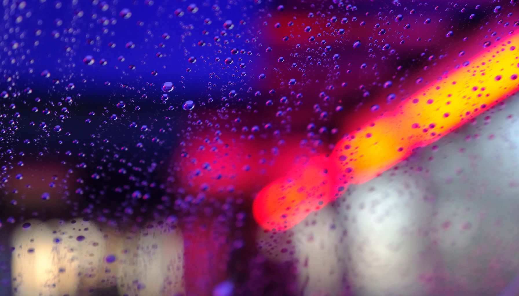 Jak wyczyścić neon LED? 🧼 Porady