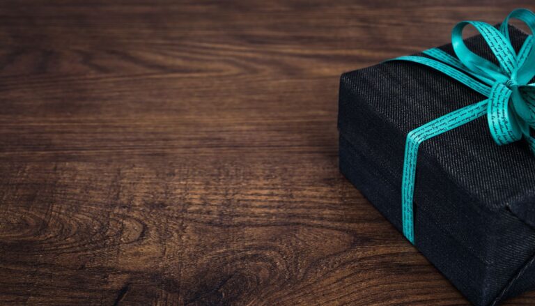 Neon LED jako prezent 🎁 – kiedy warto?