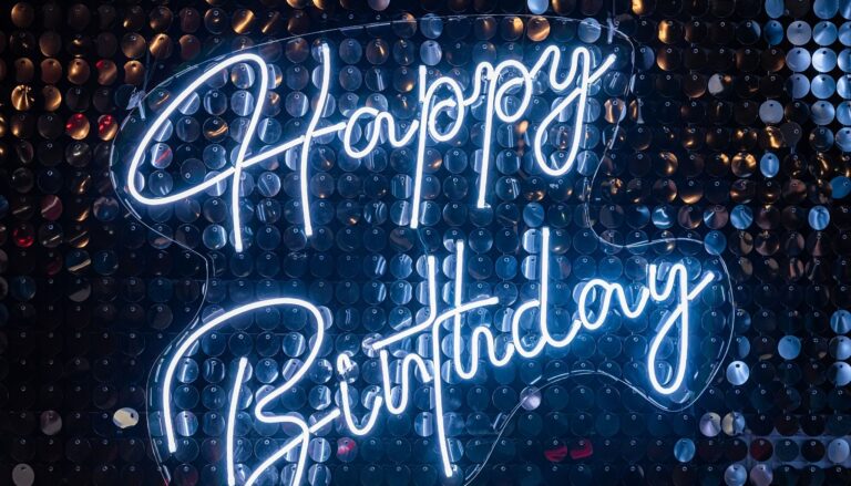 Personalizowane neony jako prezent – co warto wiedzieć